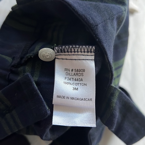 Edgehill Collection Long Sleeve Peter Pan Collar Shirt & Short Set - Picture 6 of 10